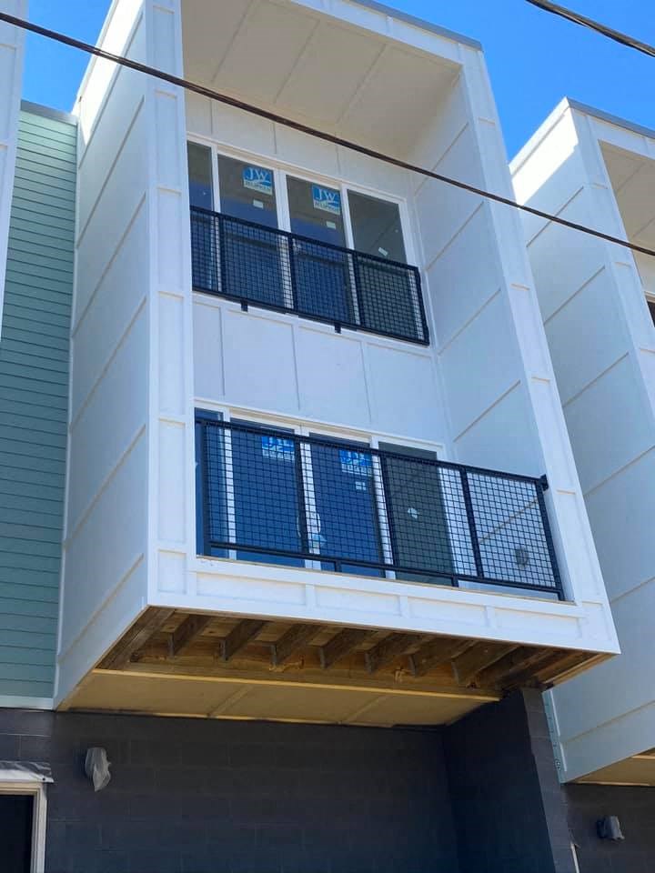 the building in which the apartment is located