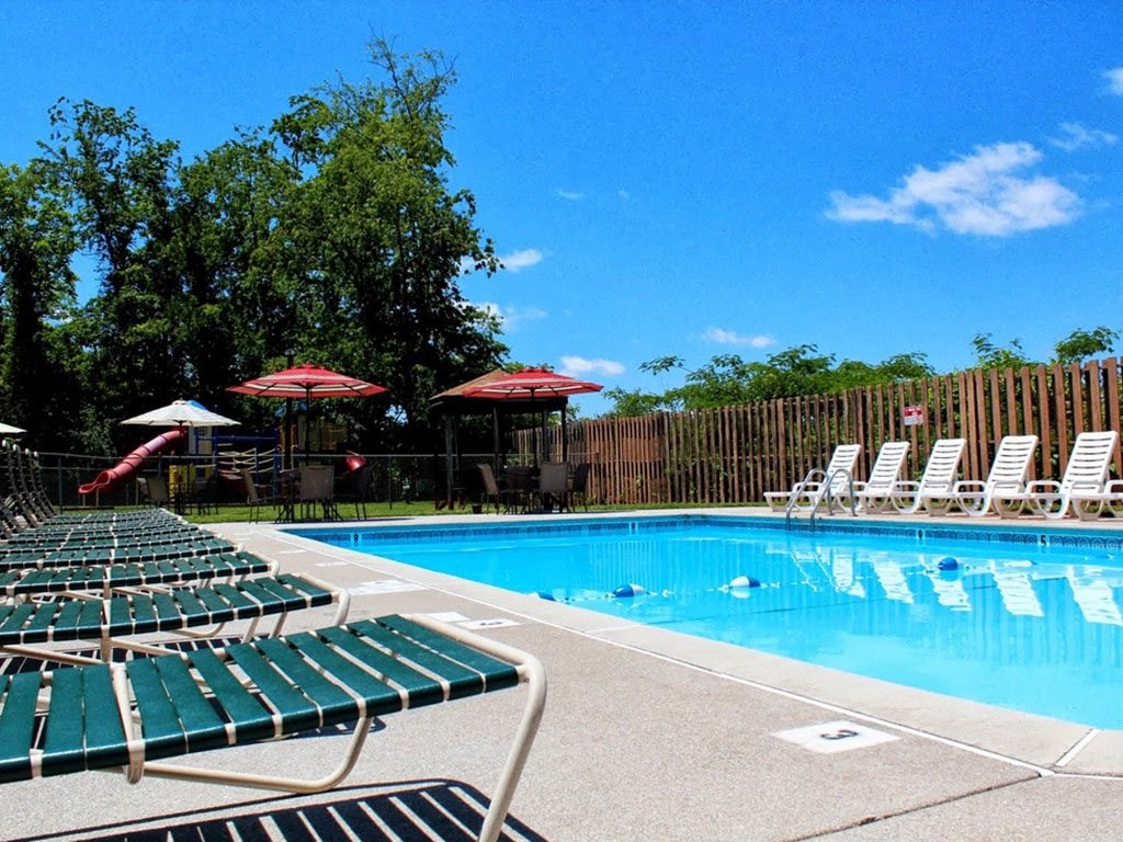 the swimming pool at the resort at governors residence