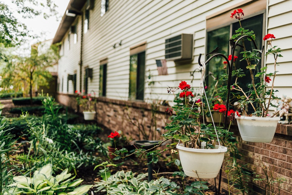 apartment community grounds