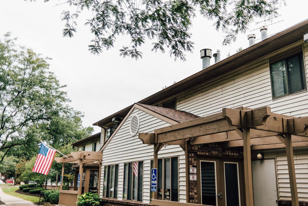 Exterior entrance to apartment community