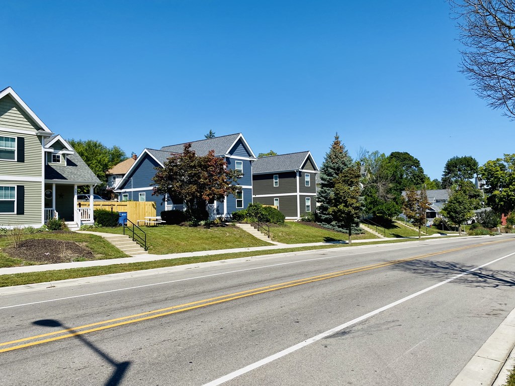 Grandville Homes neighborhood multiple homes