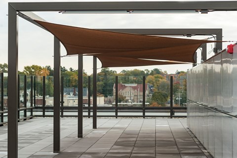 Rooftop deck suncovers