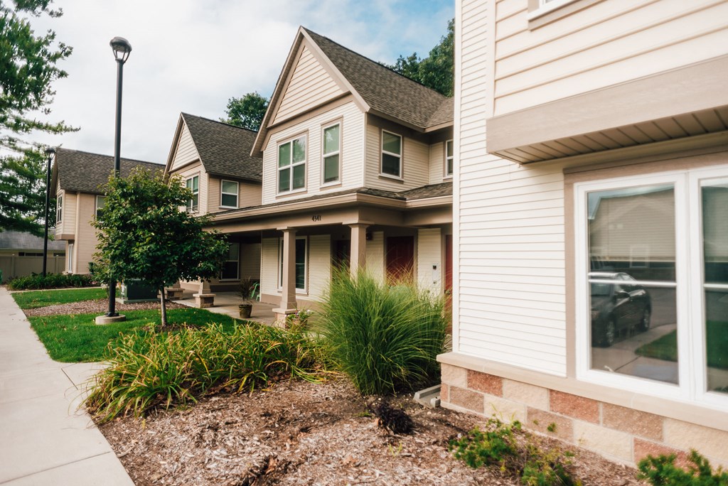 Genesis Woods Apartments