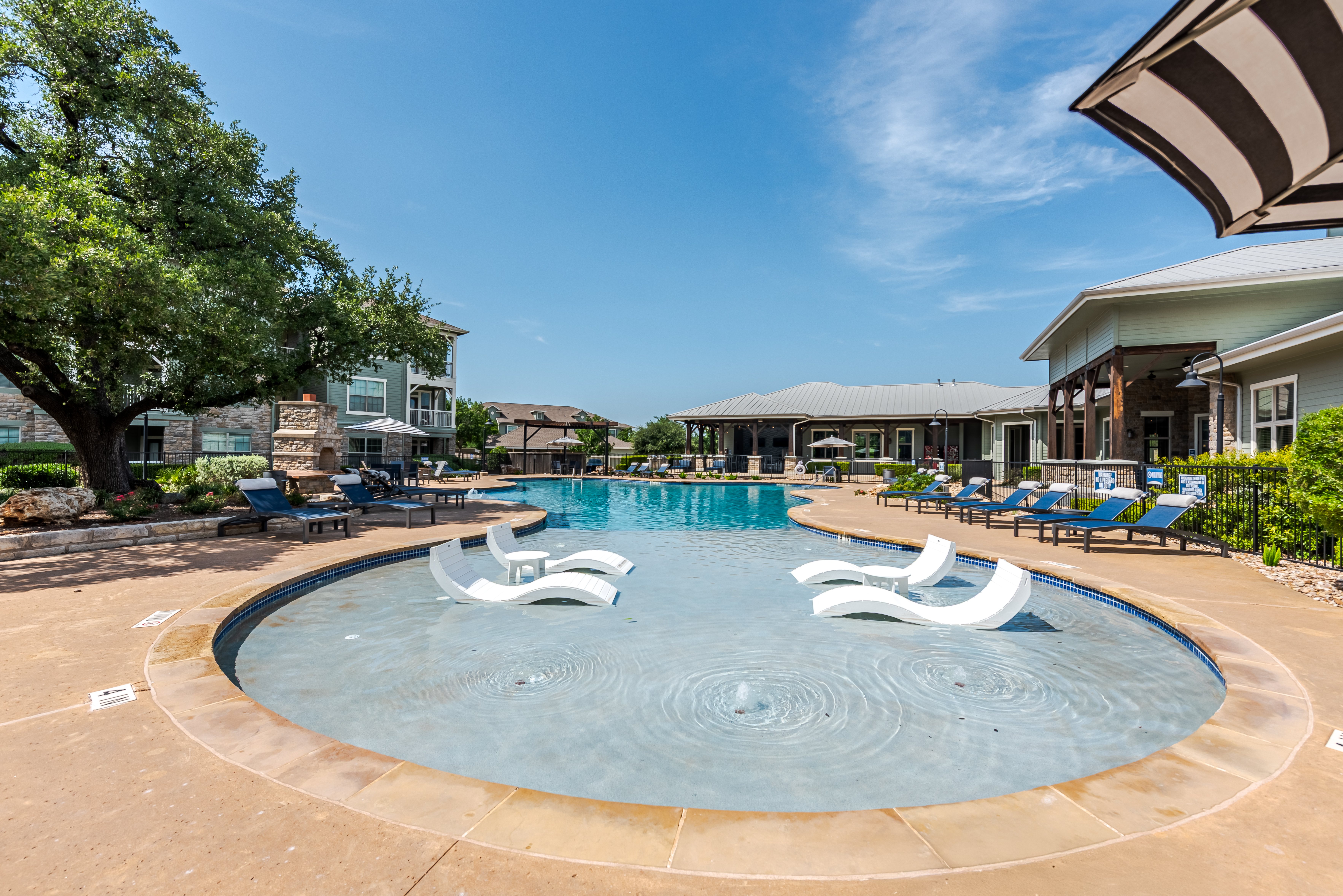 95twenty Apartments, 9520 Spectrum Drive, Austin, TX - RentCafe
