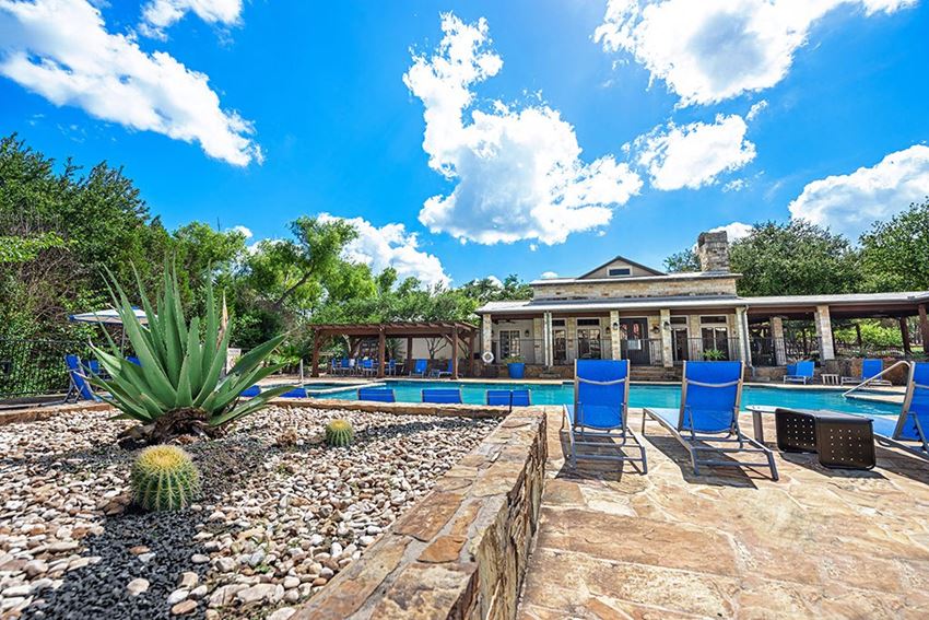 Barton Creek Villas Apartments, 2716 Barton Creek Blvd, Austin, TX