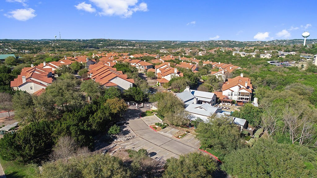 Barton Creek Villas Apartments, 2716 Barton Creek Blvd, Austin, TX