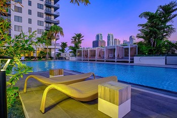 Dusk View Of Pool at Caoba Miami Worldcenter, Miami - Photo Gallery 5