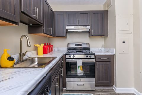 Fully Equipped Kitchen at Ashton Heights, Hillcrest Heights, MD, 20746