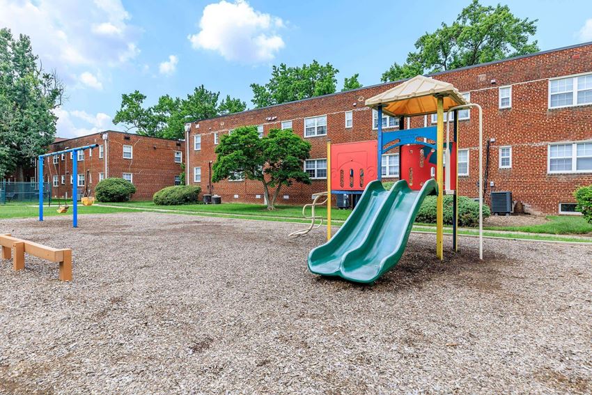 Parkland Village Apartments, 6004 Parkland Ct, Forestville, MD RentCafe