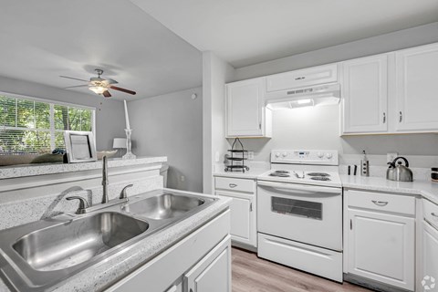 Villas Of Sorrento Apartments