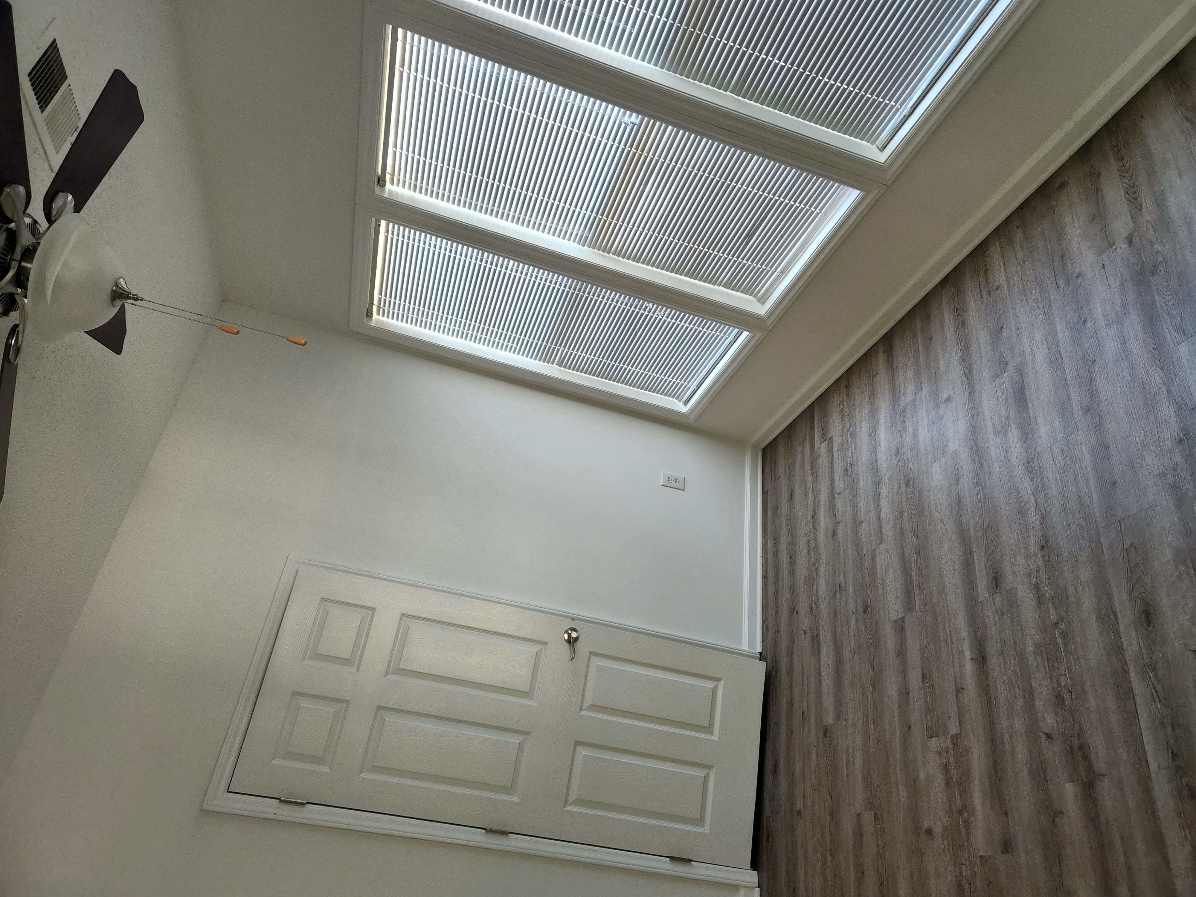 1 Bedroom Home Office Room