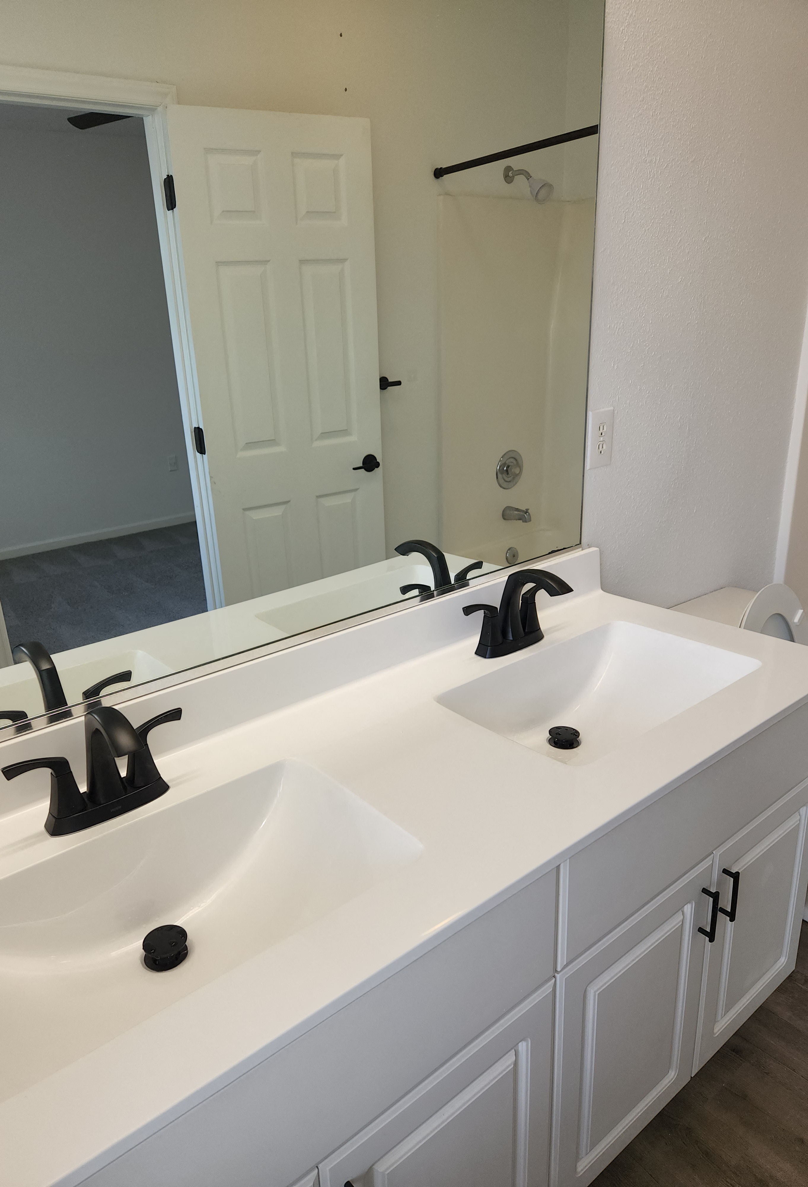 2 Bedroom Master Bath Premium+
