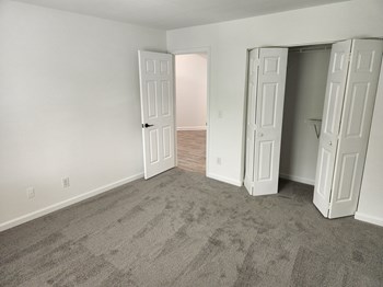 Guest Bedroom 2nd Floor Premium + - Photo Gallery 5