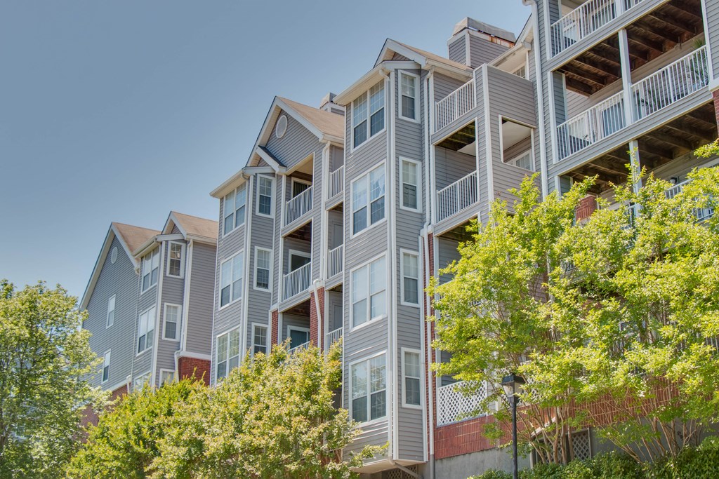 Elme Alexandria Exterior