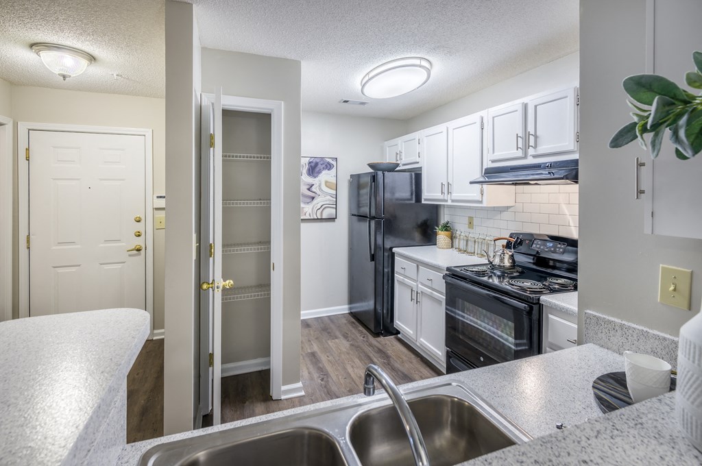 Kitchen at Elme Conyers Apartments, Conyers, GA, 30013