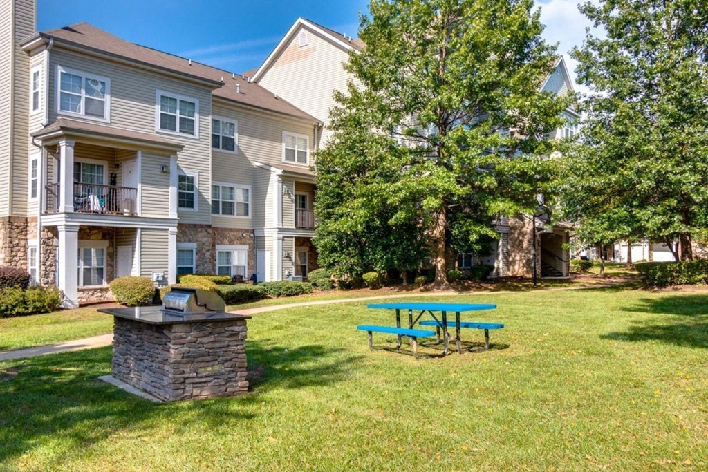 Elme Dulles Grilling station  at Elme Dulles, Herndon, VA, 20171