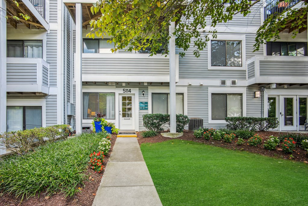 Exterior at Elme Bethesda, Bethesda, 20814