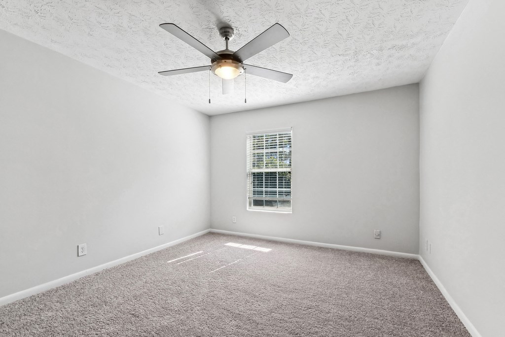 Bedroom at Elme Sandy Springs Apartments, Atlanta, GA, 30350