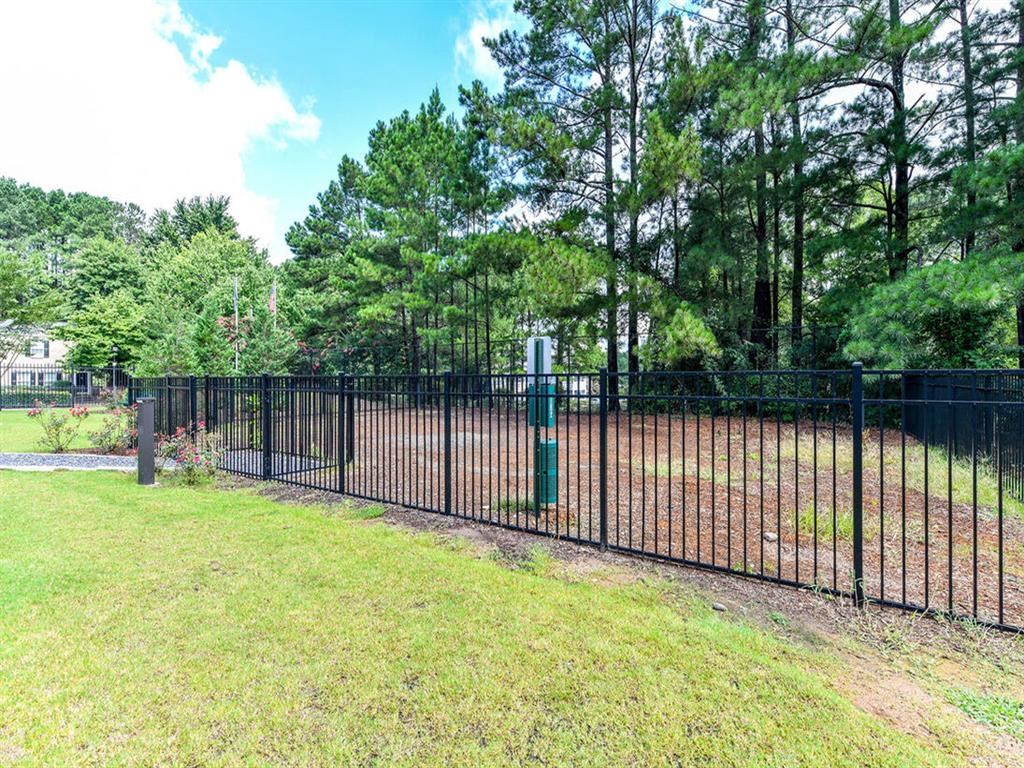 Exterior at Elme Sandy Springs Apartments, Georgia