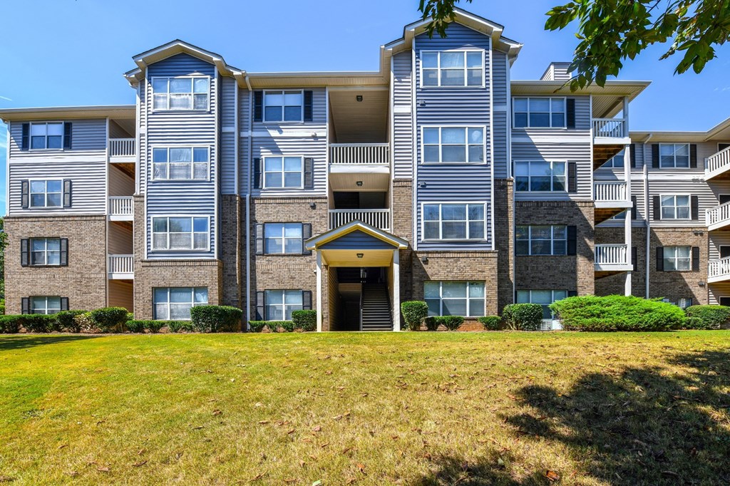 Elme Eagles Landing Exterior at Elme Eagles Landing in Stockbridge, GA