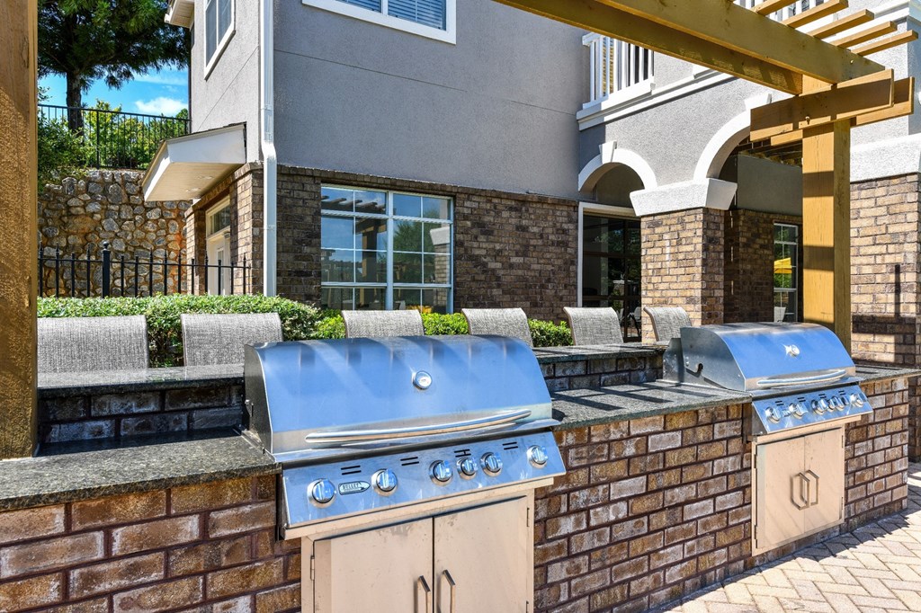 Grilling Stations at Elme Eagles Landing in Stockbridge, GA