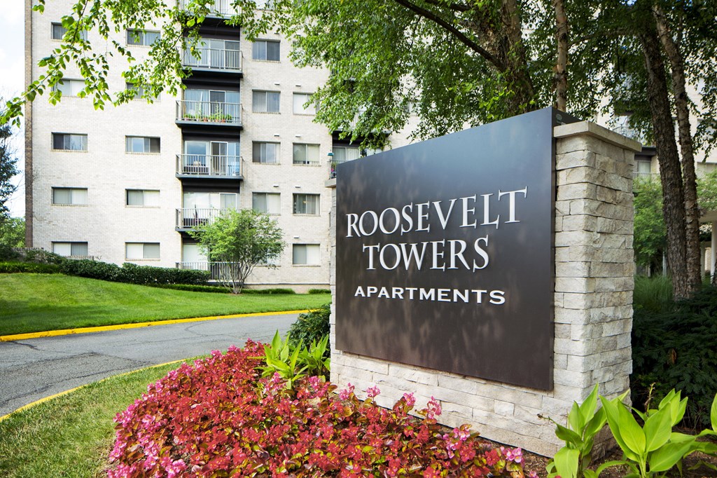 Exterior at Roosevelt Towers Apartments, Falls Church, Virginia