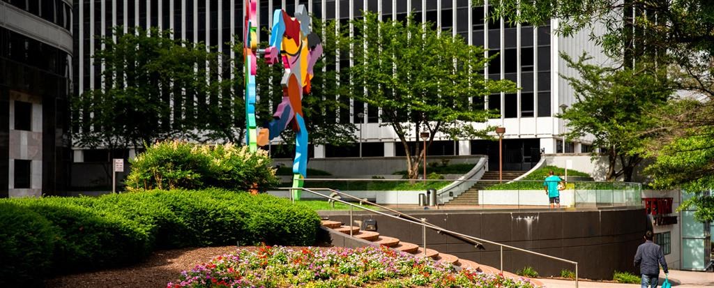 Neighborhood area at Bennett Park Apartments, Arlington, VA, 22209