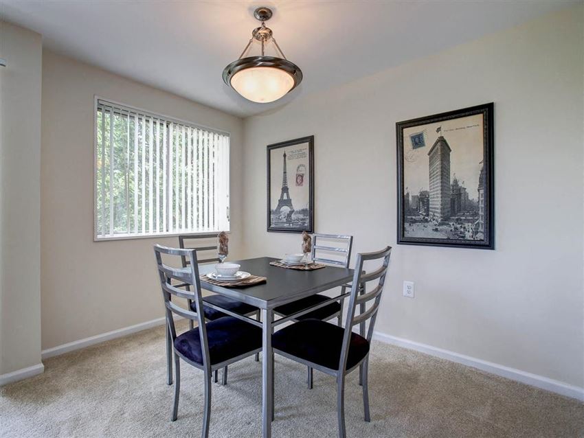 Roosevelt Towers Apartments, 500 N Roosevelt Blvd, Falls Church, VA