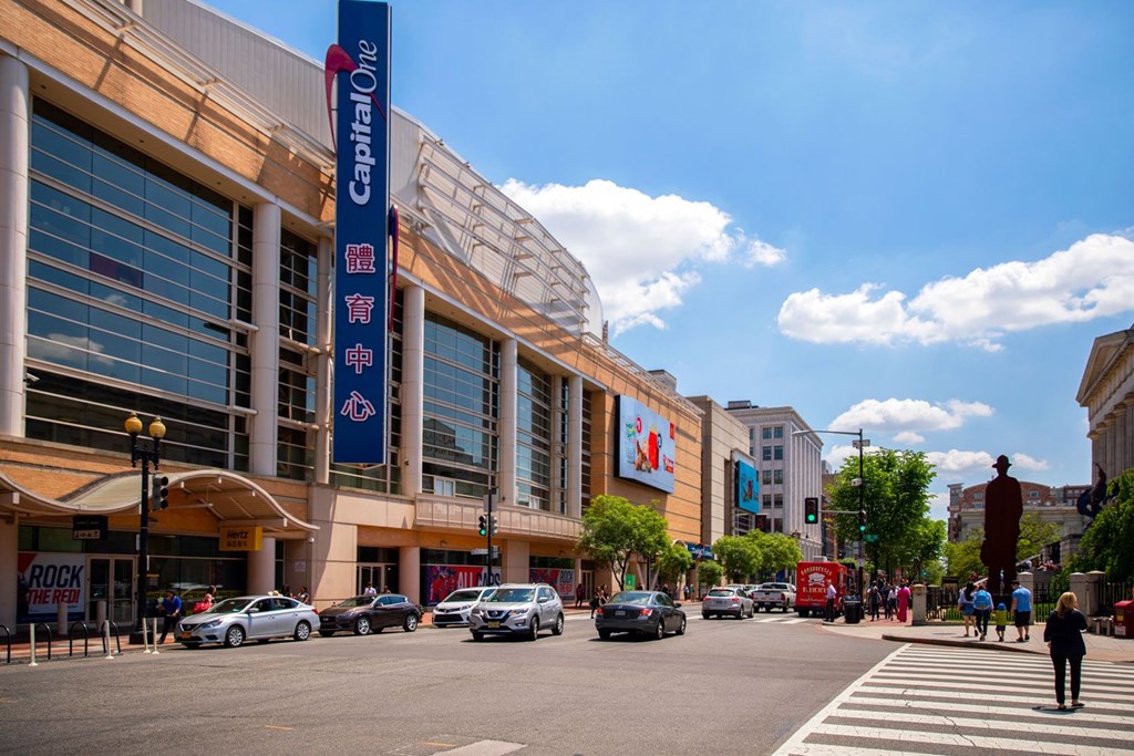 Yale West Capital One Arena at Yale West, Washington