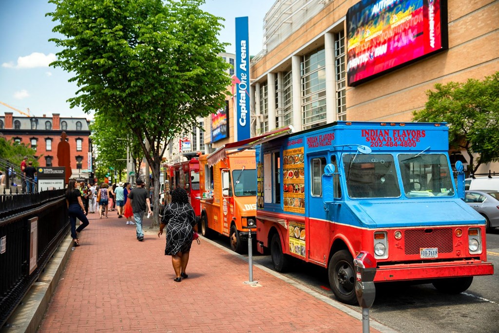 Yale West Food Trucks at Yale West, Washington, 20001
