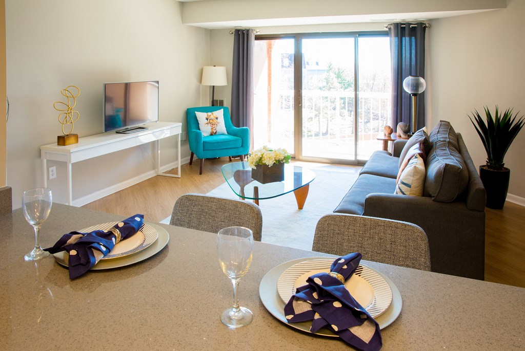 Living Room at Cascade at Landmark, Virginia, 22304