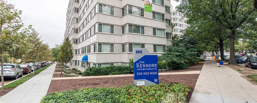 Kenmore Exterior
