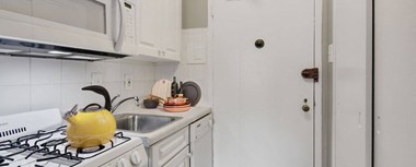 5415 Connecticut Ave NW Studio-2 Beds Apartment for Rent - Photo Gallery 4