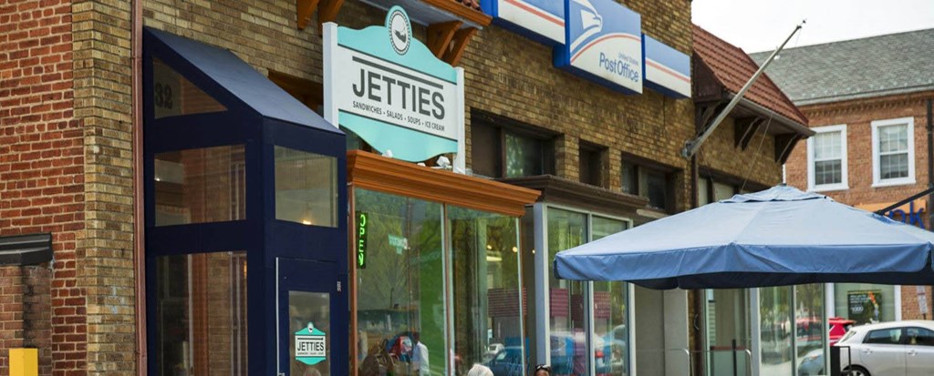 Restaurant near The Kenmore, Washington