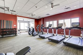 Cardio Machines In Gym at The Paramount, Arlington