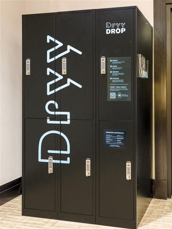 Luxor Package Locker at The Paramount, Arlington, VA, 22202