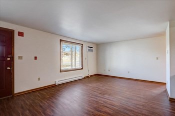 421 & 429 Concord Rd 2 Beds Apartment for Rent - Photo Gallery 4