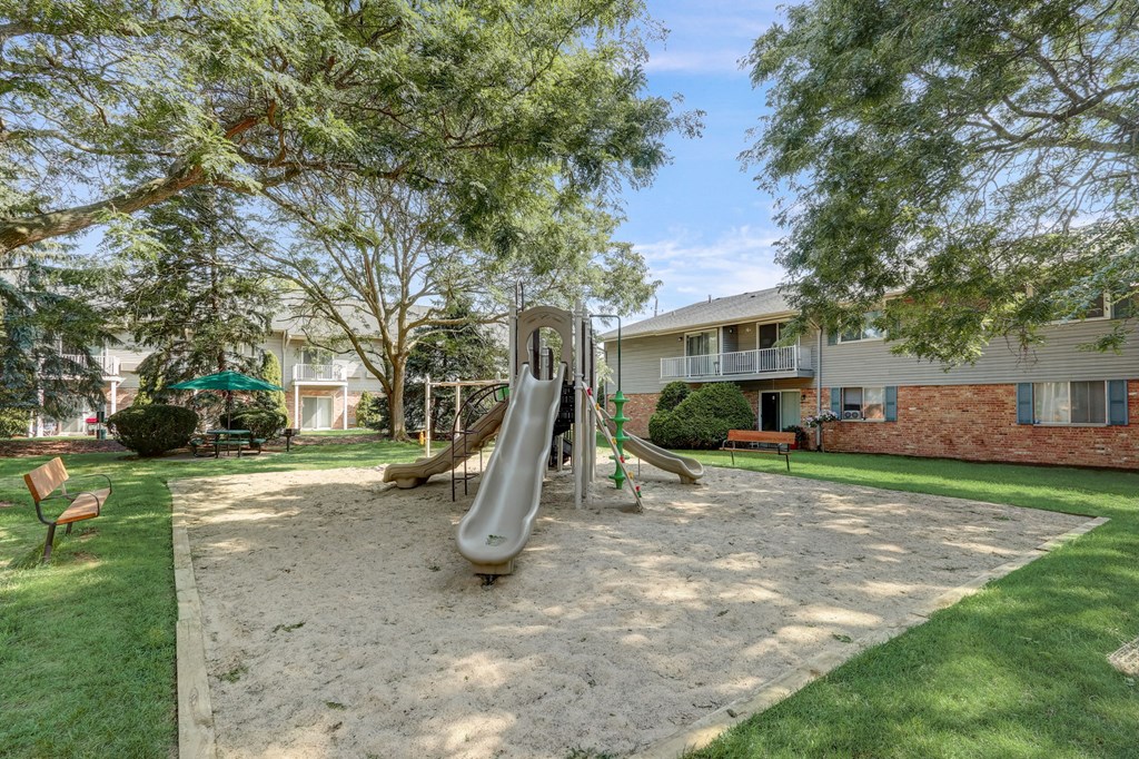 the playground at the preserve at polk apartments