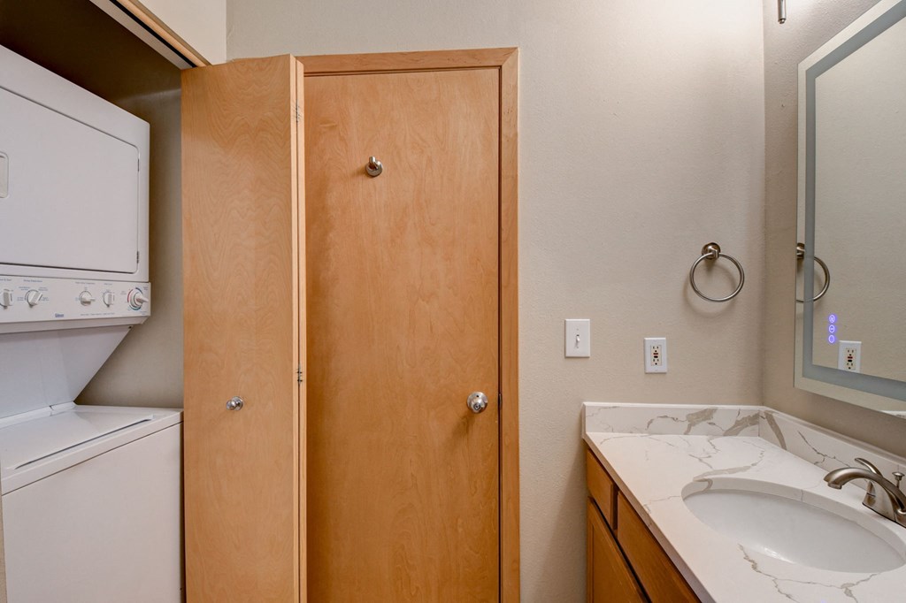 In unit Washer & Dryer