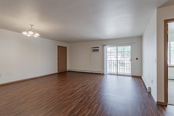 Colonial Place Apartments