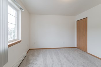 Colonial Place Apartments