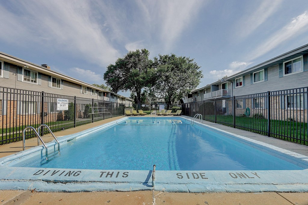 the enclave at homecoming terra vista swimming pool