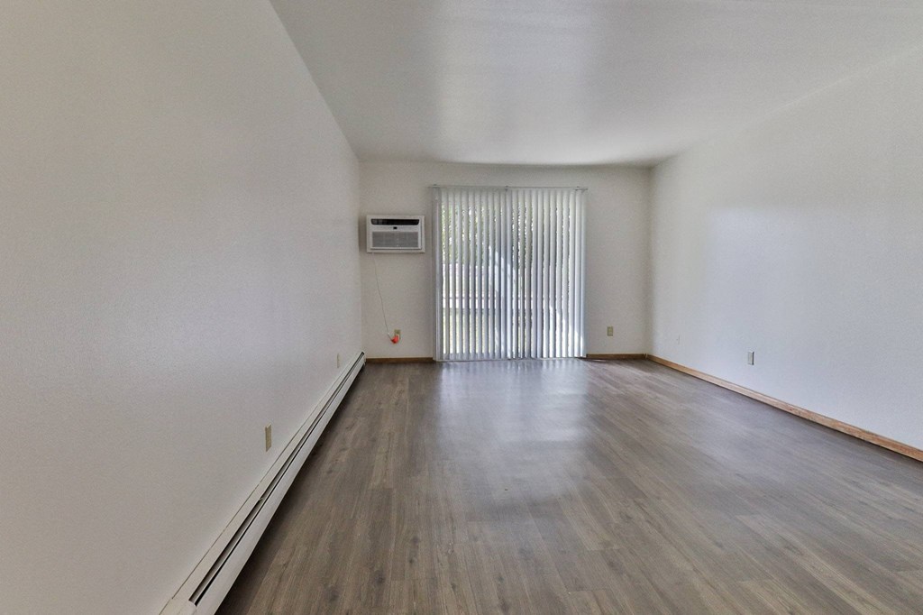 Alverno Pool Apartments