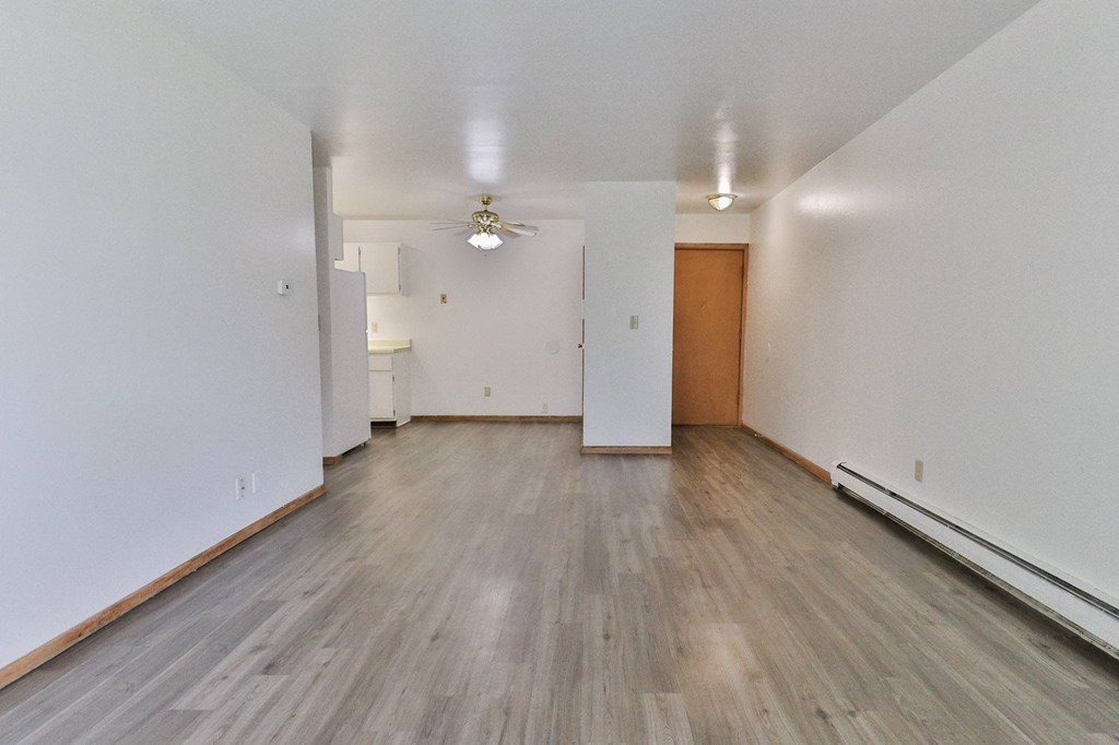 Alverno Pool Apartments