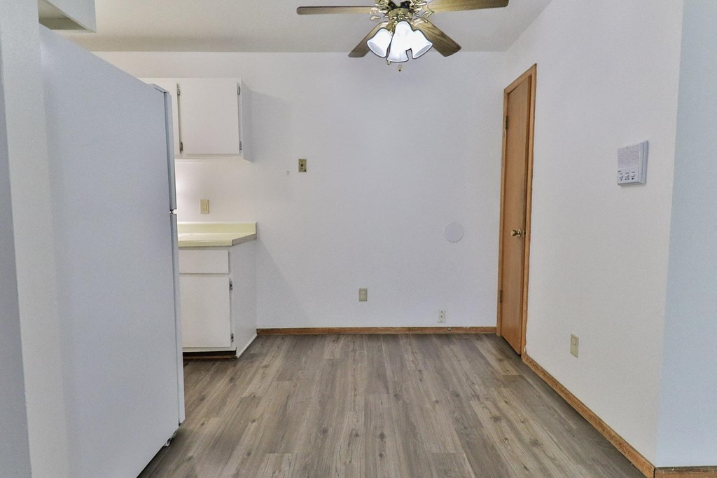 Alverno Pool Apartments