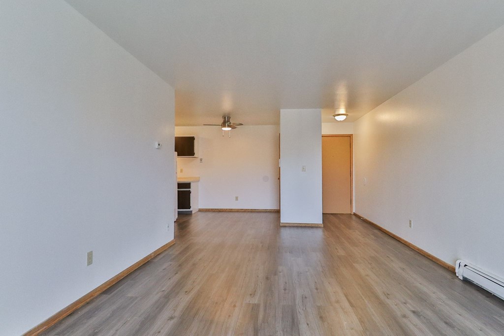 Alverno Pool Apartments