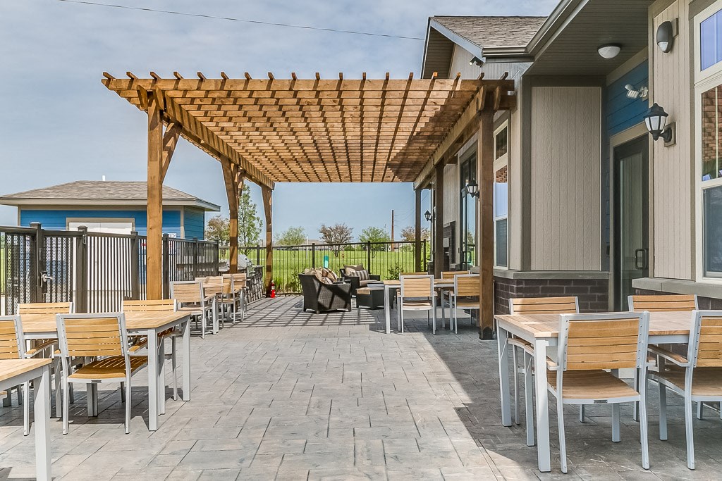 the reserve at bucklin hill patio with pergola