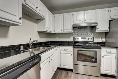 12550-12750 W National Avenue New Berlin 2 Beds Apartment for Rent