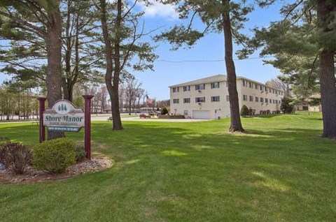 3021 Shore Dr 1-2 Beds Apartment for Rent