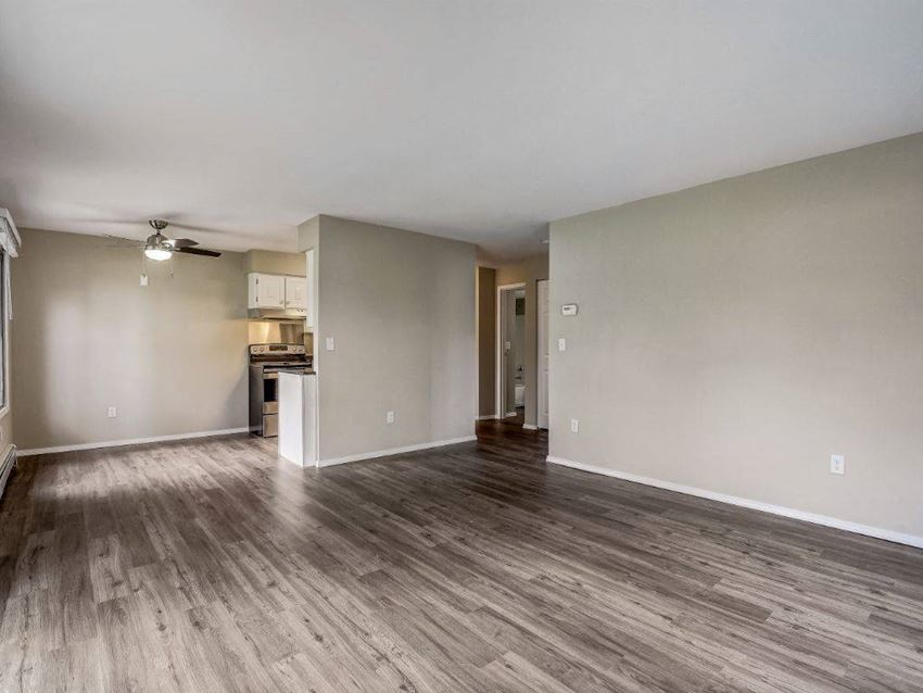 Honey Lou Court Apartments